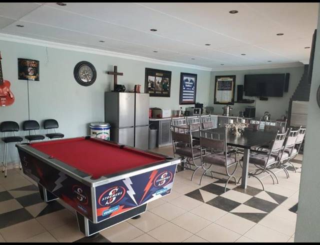 4 BEDROOM HOUSE FOR SALE IN EDELWEISS